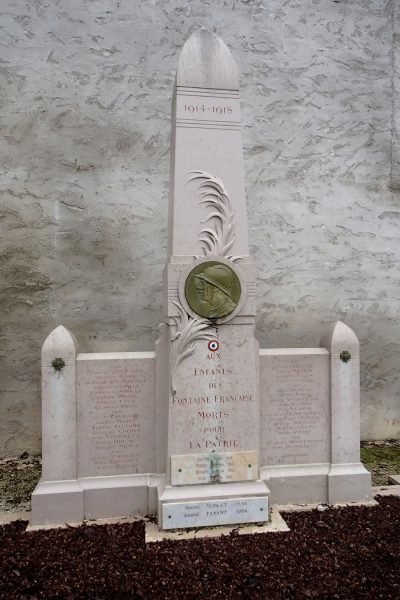 Monument aux morts Fontaine-Française