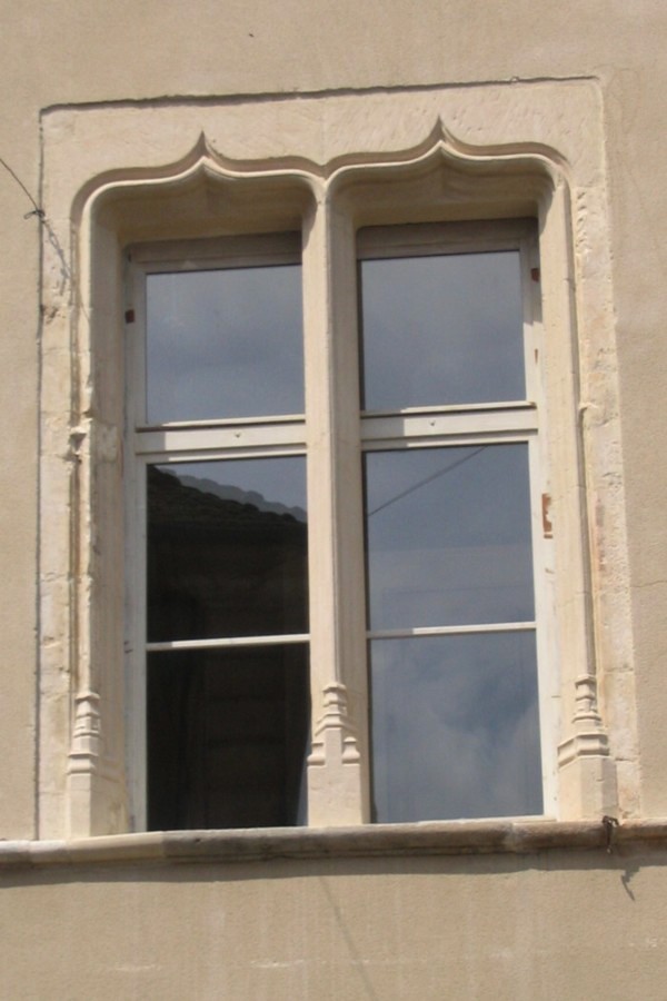 Encadrement de fenêtre restauré