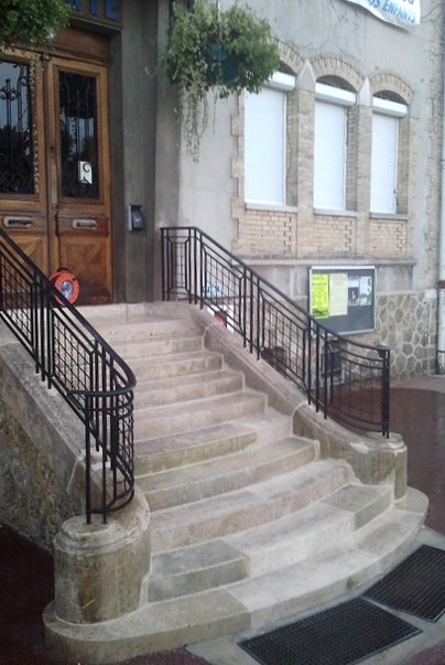 Escalier Mairie de Brou