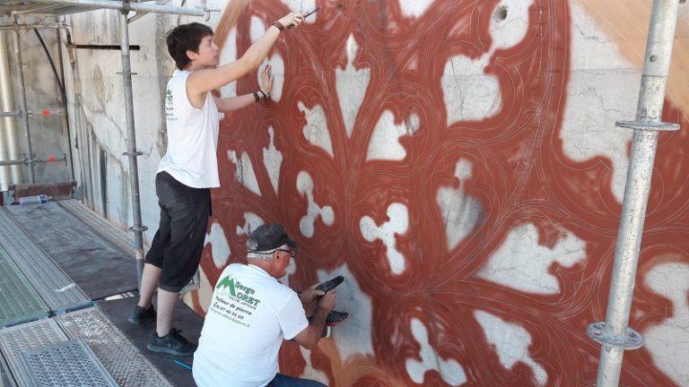 Réalisation d’une rosace monobloc au festival Street Art on The Roc