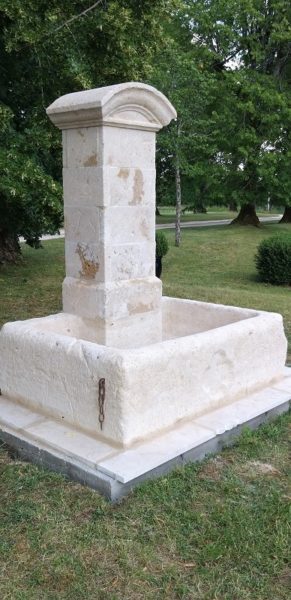 Fontaine champêtre